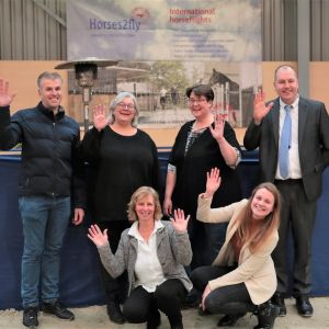 Foto van het bestuur tijdens de Horses2fly KFPS Sportcompetitie in Sonnega 2022